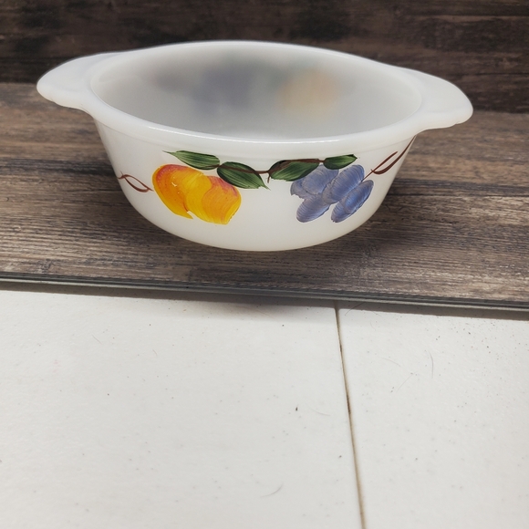 Fire King Gay Fad 1 Pint Casserole Dish No Lid Milk Glass Hand Painted Fruit - Picture 2 of 5